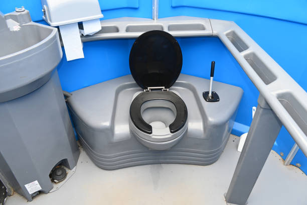 Best Restroom trailer rental cost  in Espaola, NM
